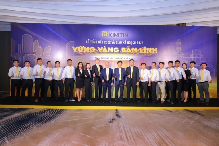 Kim Tín bước vào năm 2023 thật vững vàng, bản lĩnh